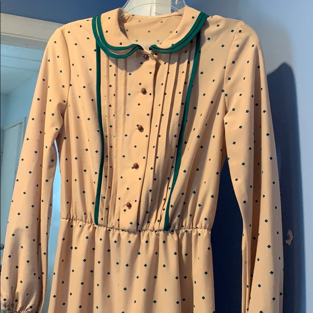 Vintage Peter Pan collar dress